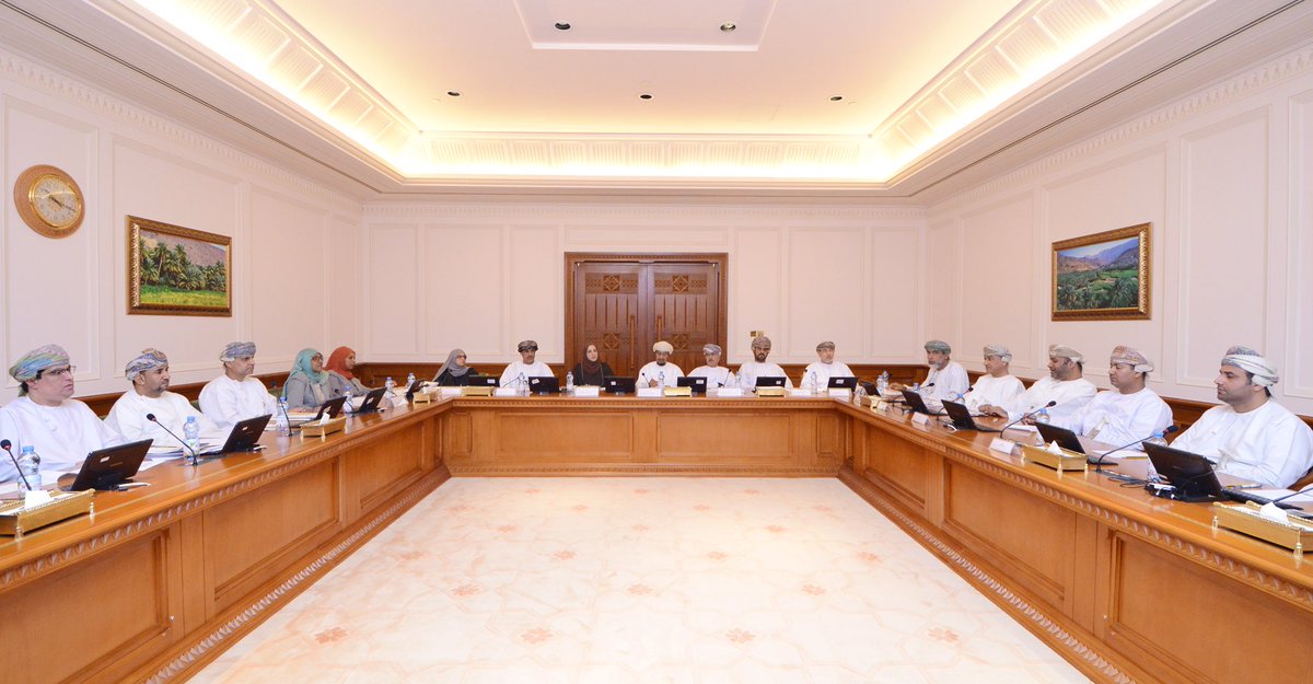 Social Committee hosts Assistant Mayor of Muscat Municipality and Municipal Officials