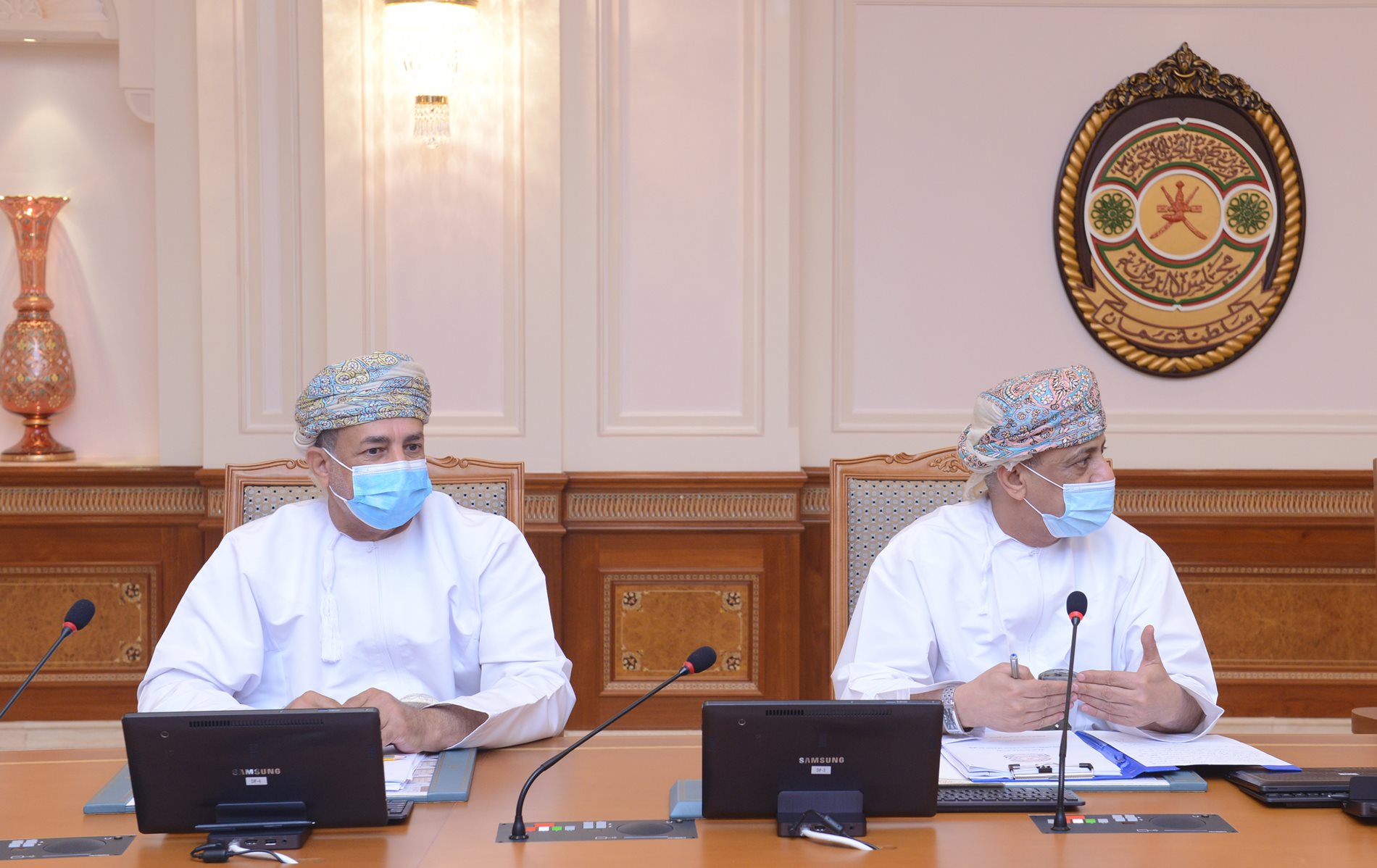 State Council Bureau  discusses  topics proposed for study during the current session