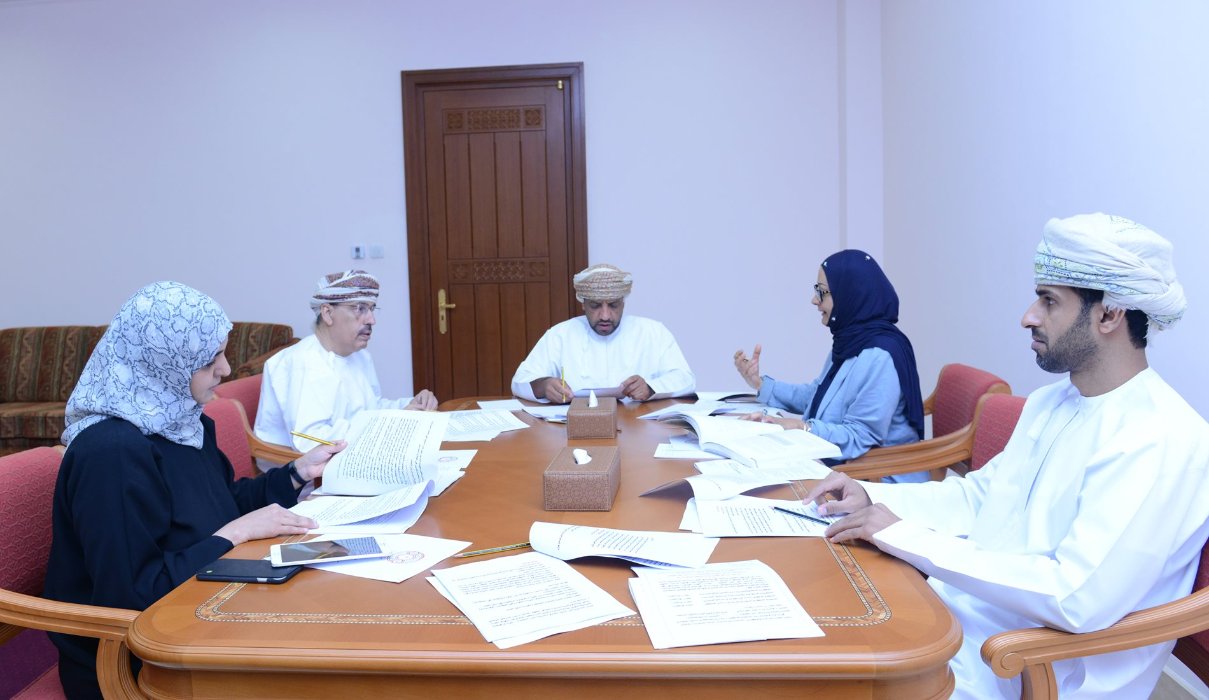 مناقشة مسودة دراسة "تطوير منظومة التدريب على رأس التعليم"