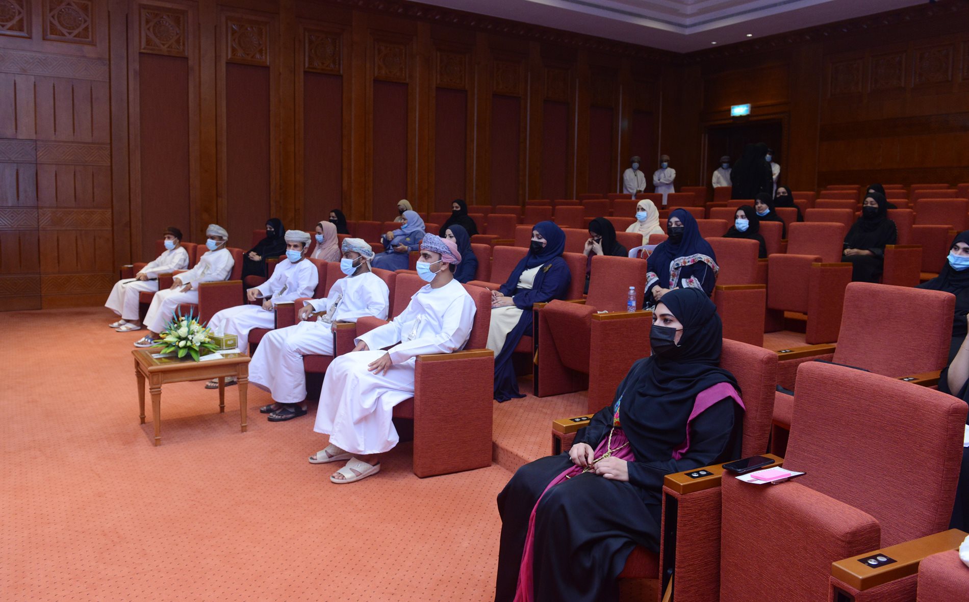 مجلس الدولة يحتفل بيوم المرأة العمانية 