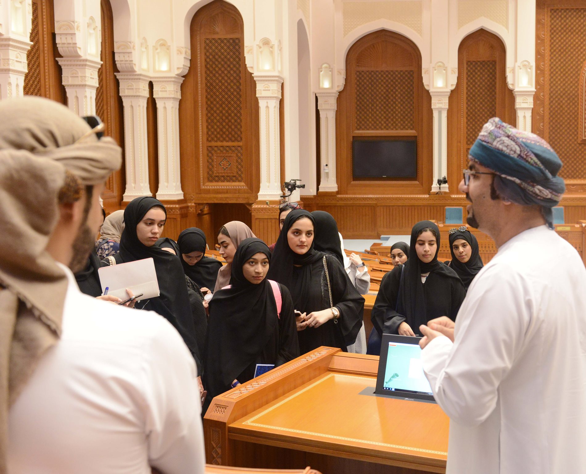 GUtech Students visit State Council  