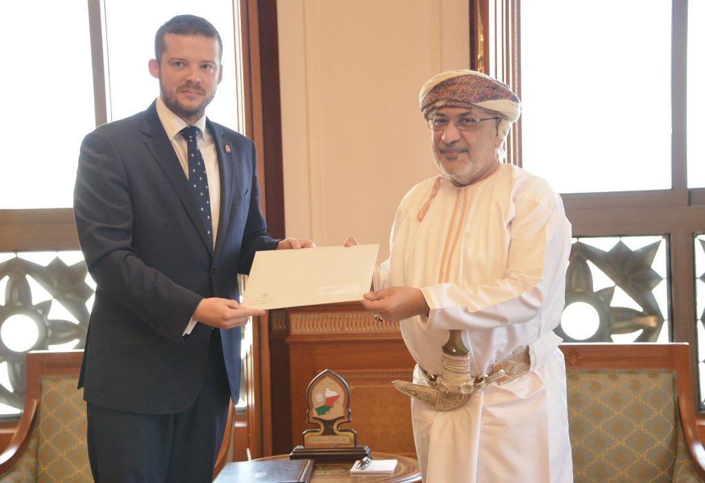 State Council Chairman receives message from Speaker of Hungarian National Assembly