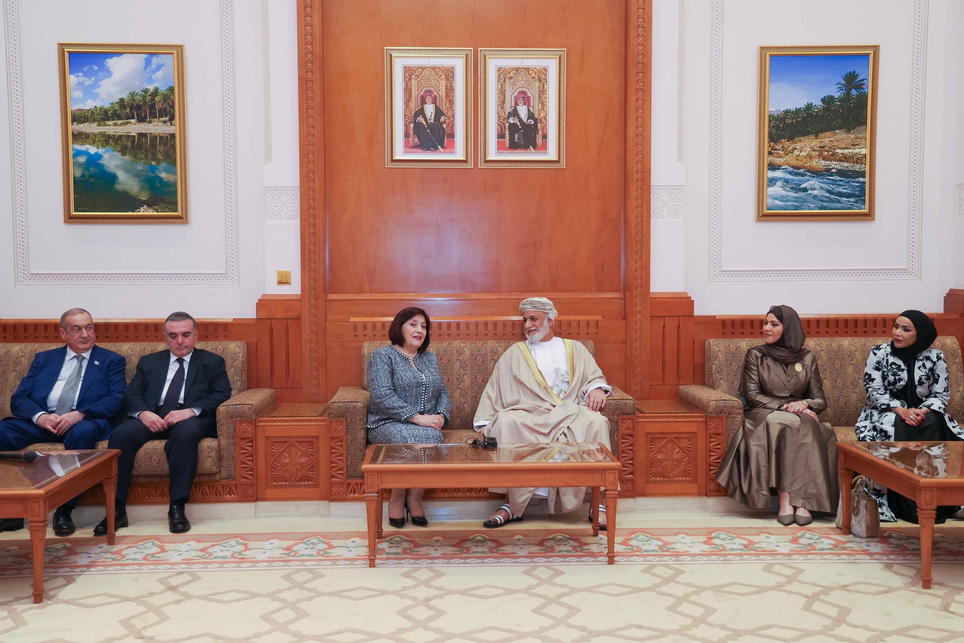 رئيس مجلس الدولة يستقبل رئيسة الجمعية الوطنية الأذربيجانية