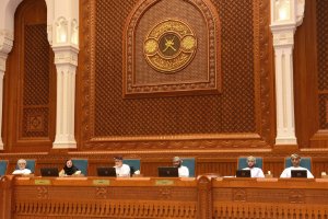 مجلس الدولة يناقش "مشروع قانون الدين العام" ويقر عددا من الدراسات الخاصة بـ "الإجراءات الجزائية بجرائم الشيكات" و"الازدحام المروري" و"سياسات التعليم عن بعد"