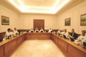 State Council’s Legal Committee meets 