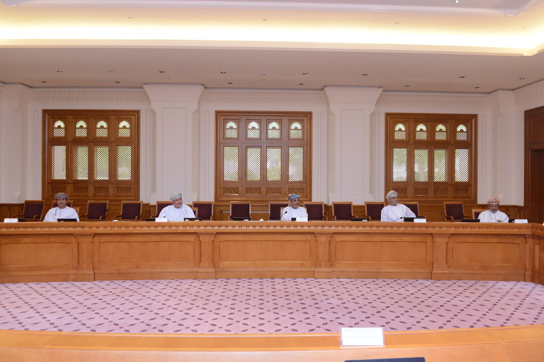 لجنة التعليم والبحوث "بالدولة" تناقش مع وزارة التعليم العالي "واقع المعلم "