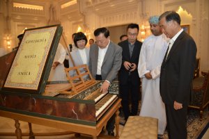Chairman of the Chinese CPPCC visits national landmarks,holds meetings