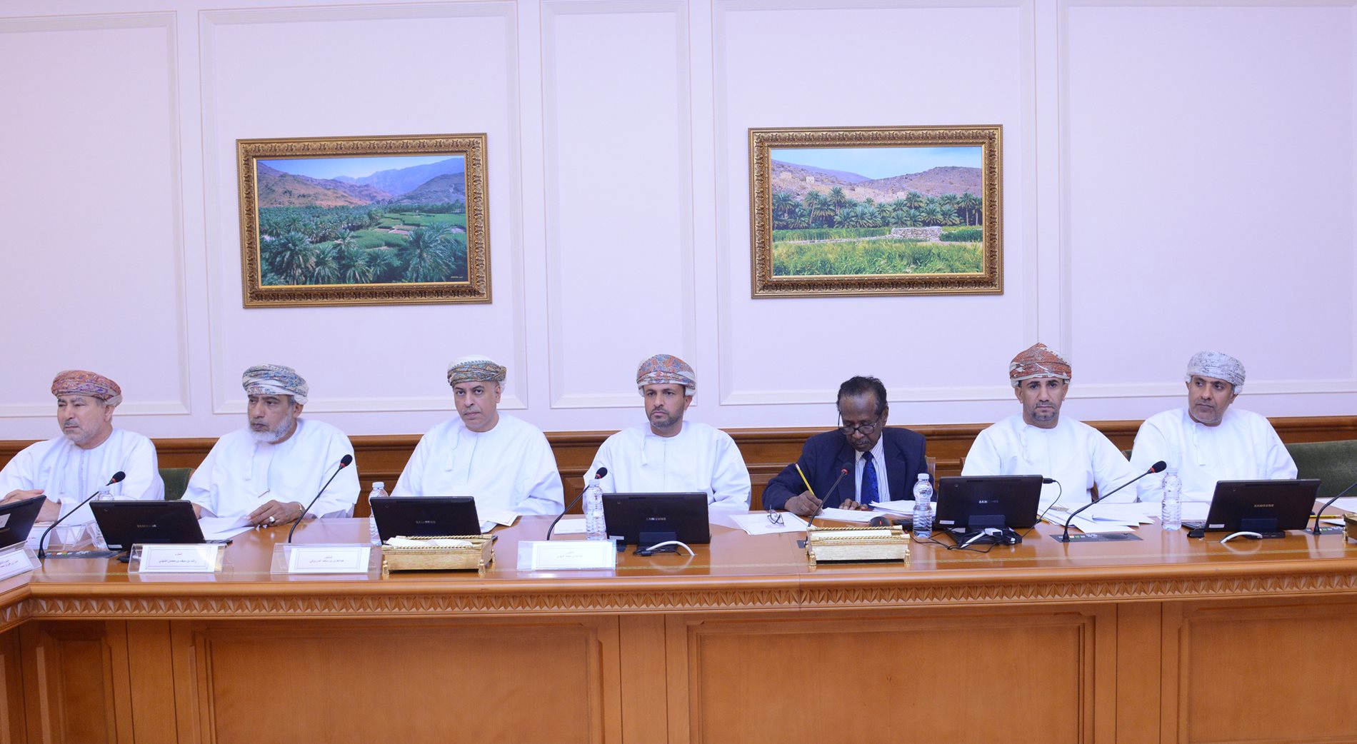 Social Com. reviews efforts of the Ministry of Agriculture and Fisheries to curtail marine pollution 