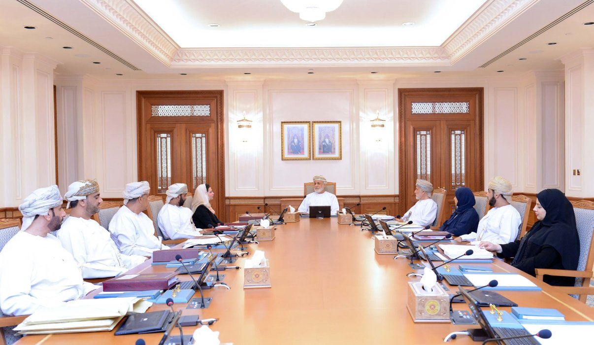 مكتب مجلس الدولة يستعرض عدداً من الدراسات والمقترحات