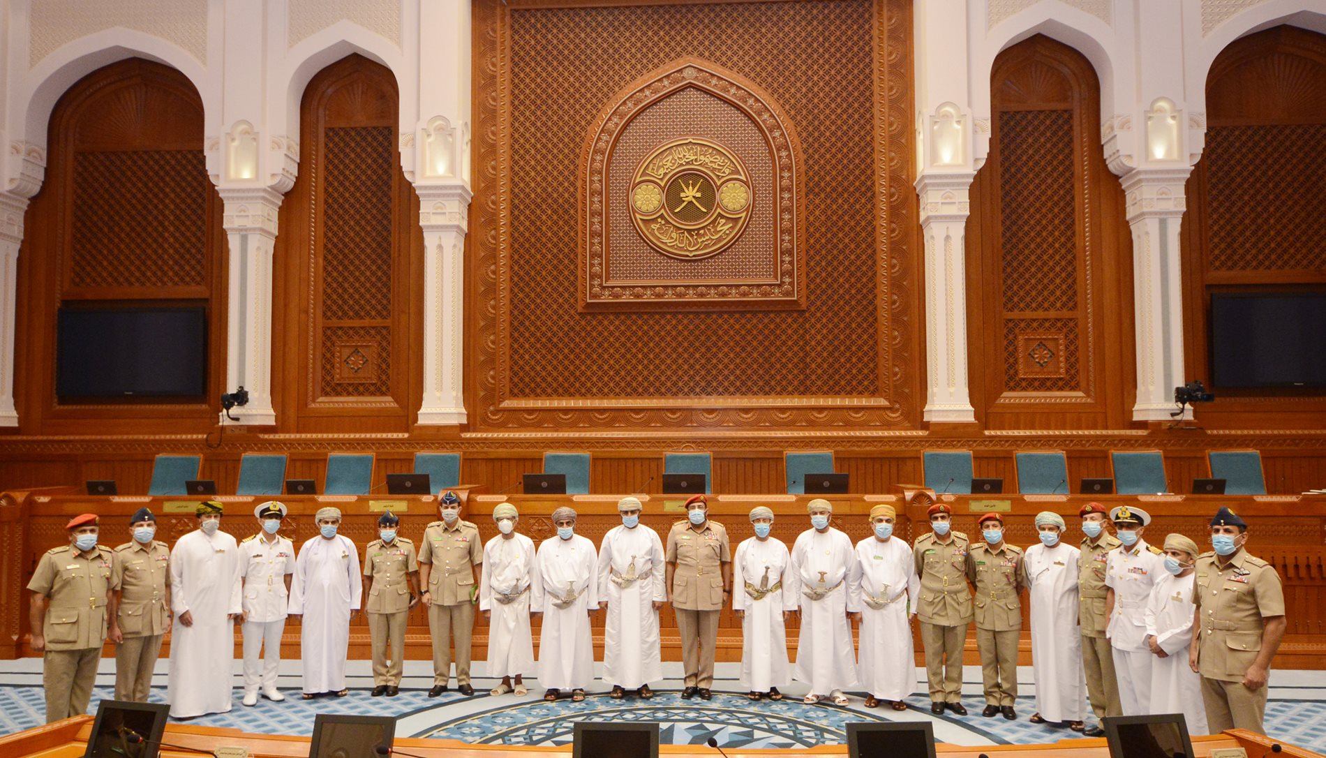 رئيس مجلس الدولة يستقبل وفد من كلية الدفاع الوطني