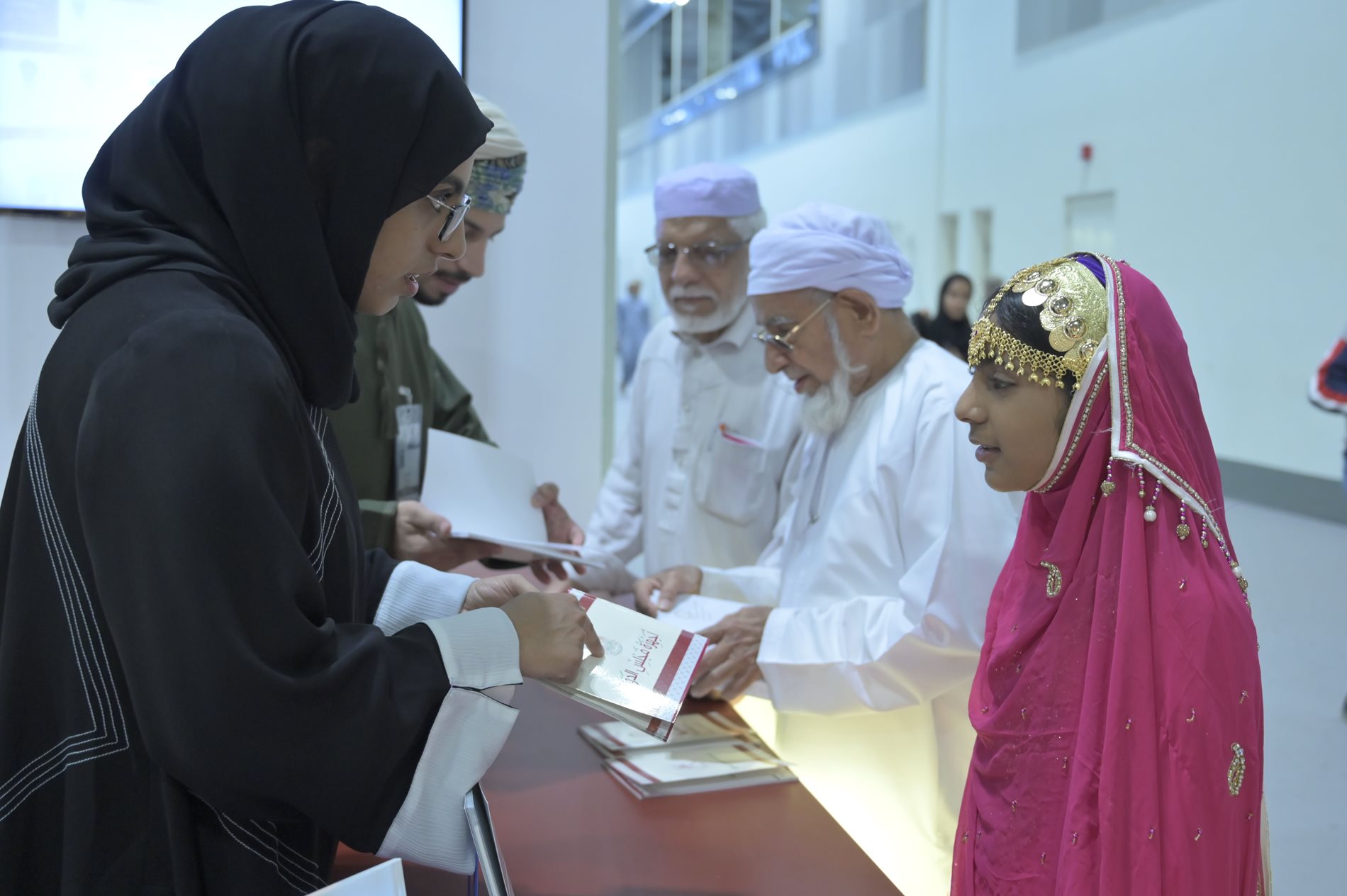 State Council and Majlis A’ Shura conclude their participation in the Muscat International Book Fair that received high turnout