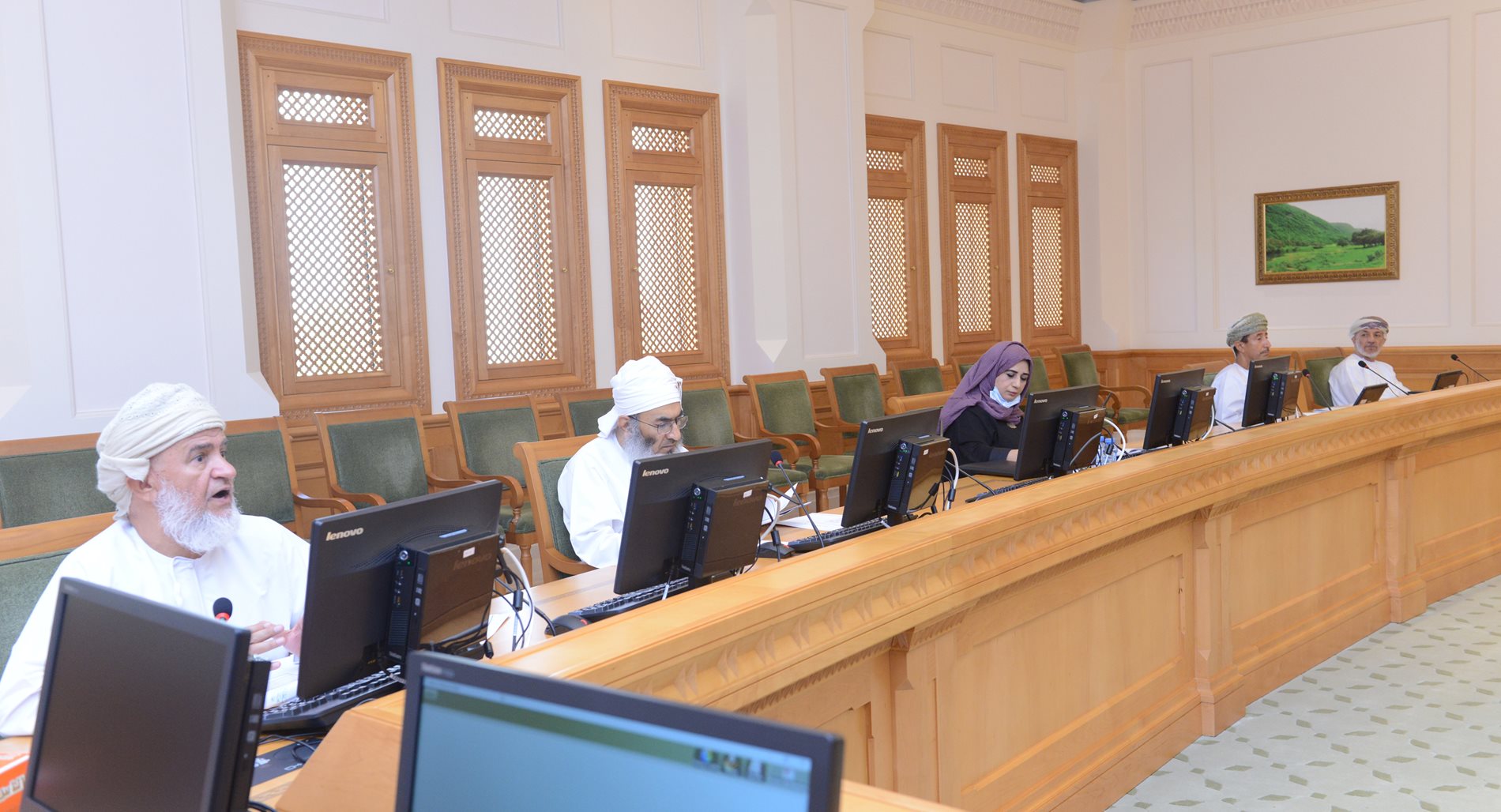  State Council's Legal Committee hosts Ministry of Justice officials