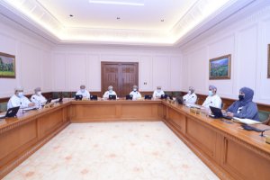 The Education and Research Committee at the State Council discusses the creation of a research and technology forum 