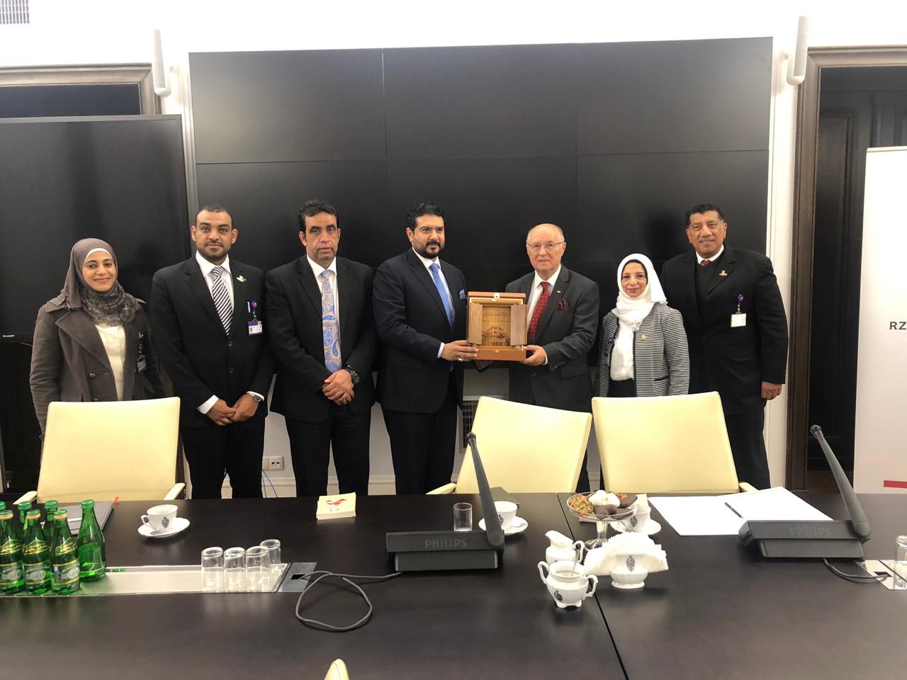 Al-Mashrafi and Al-Riyami participate in Oman-Polish Forum with delegation members from OCCI