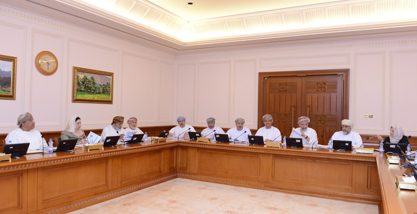 Social Committee reviews the draft study "The reality of services provided by sports clubs"