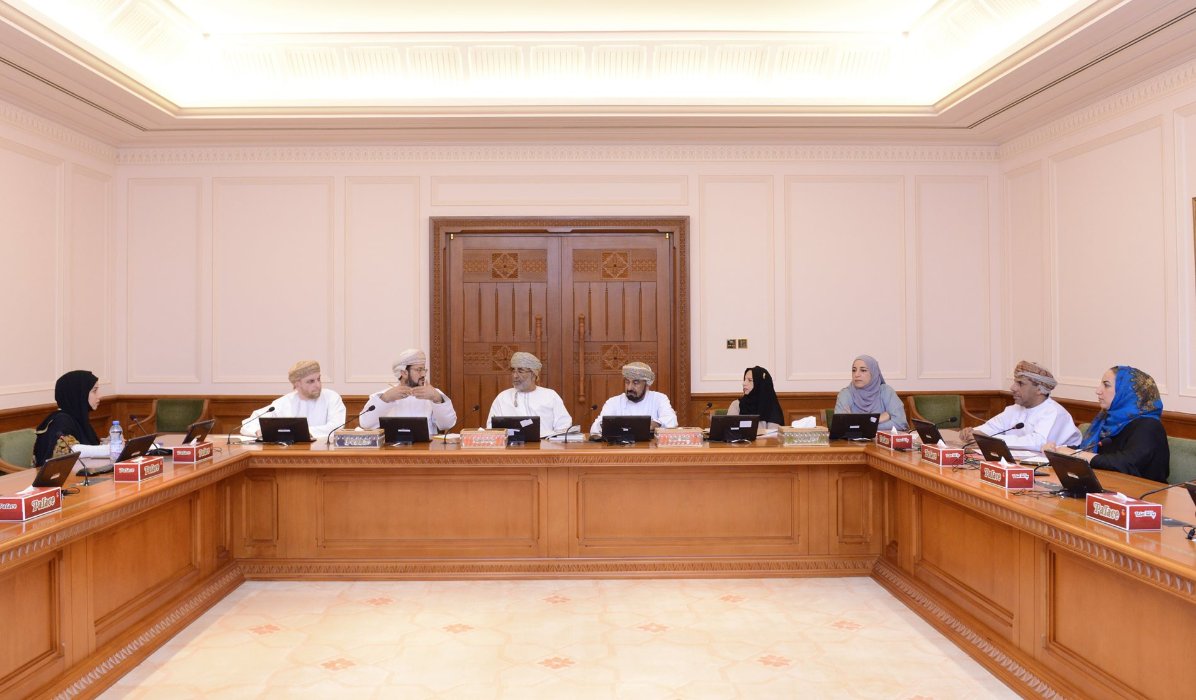 لجنة الصداقة البرلمانية العمانية البولندية بمجلس الدولة تناقش  ترتيبات الزيارة إلى بولندا