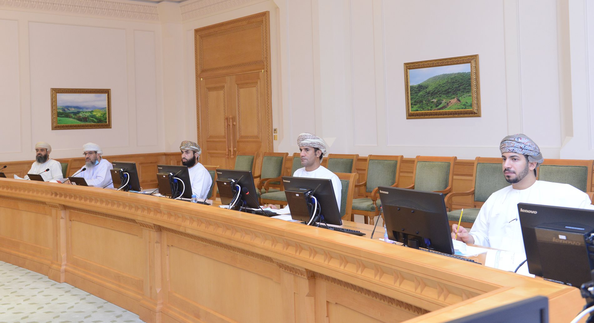  State Council's Legal Committee hosts Ministry of Justice officials