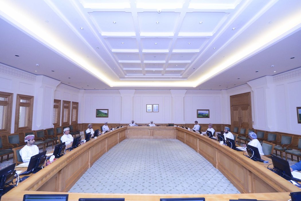 Education and Research  Committee of State Council reviews the efforts of SQU to support scientific research