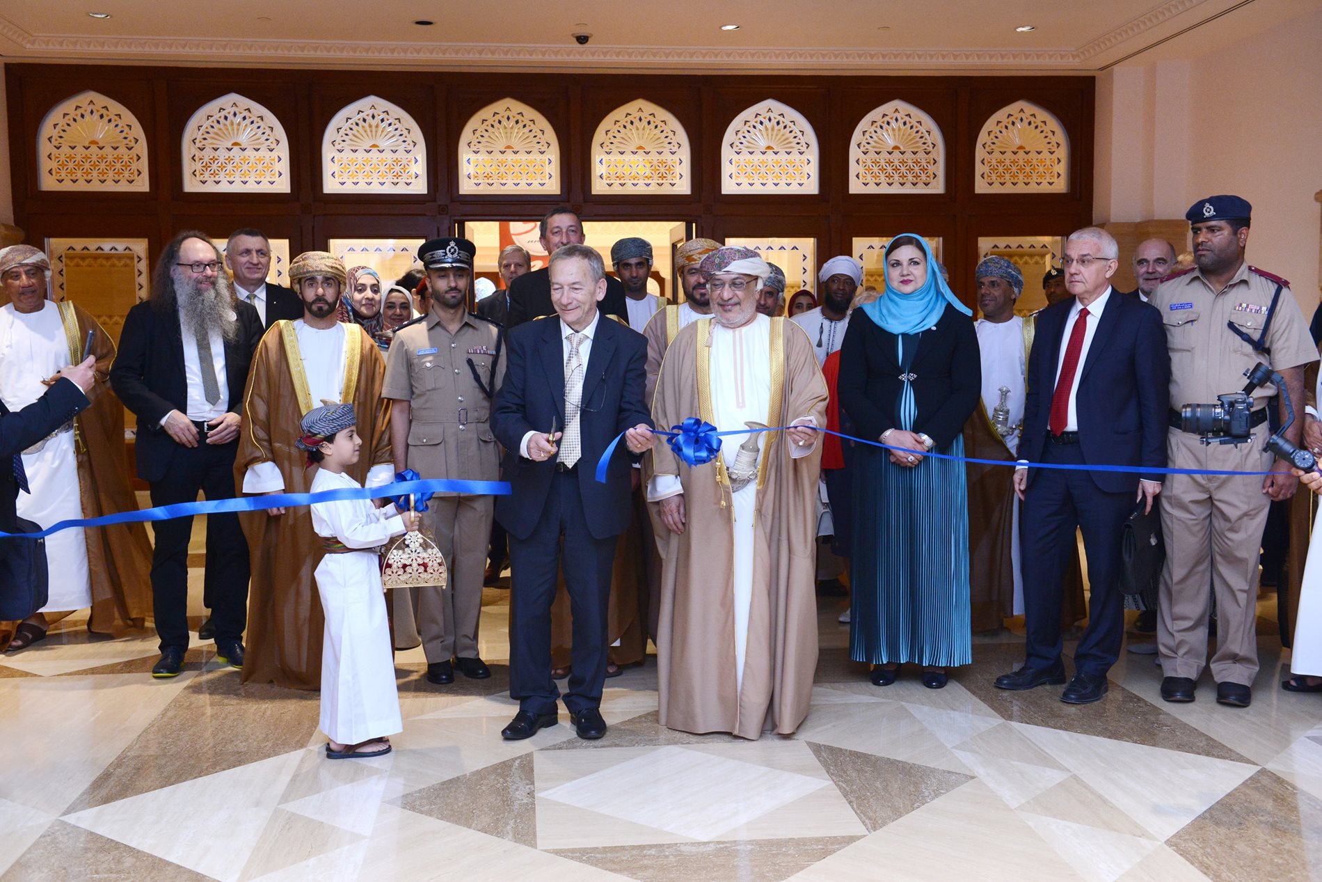 BILATERAL COOPERATION: Major Focus of talks between State Council Chairman and Czech Senate President 