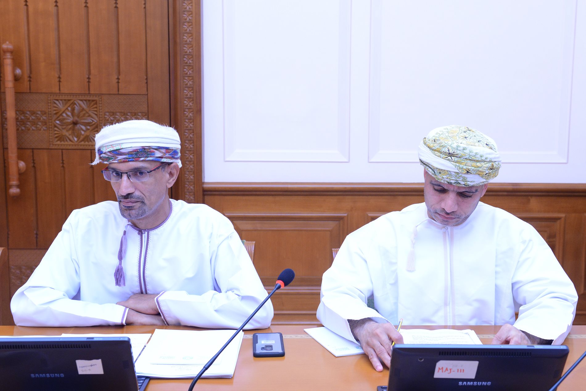 « اجتماعية الدولة» تناقش  دور  جمعية البيئـــــة العمانيـــة في الحد من التلويث البحري 