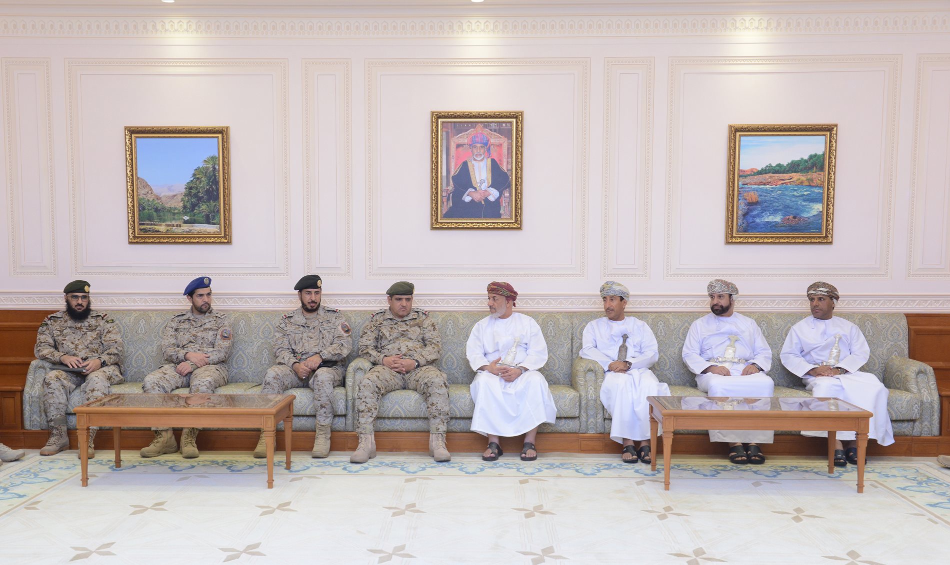 Saudi War Course delegation visits State Council