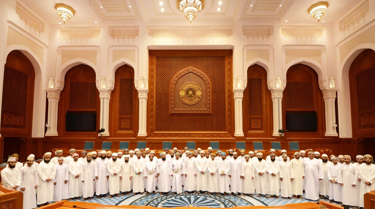 طلبة كلية العلوم الشرعية في زيارة لمجلس الدولة