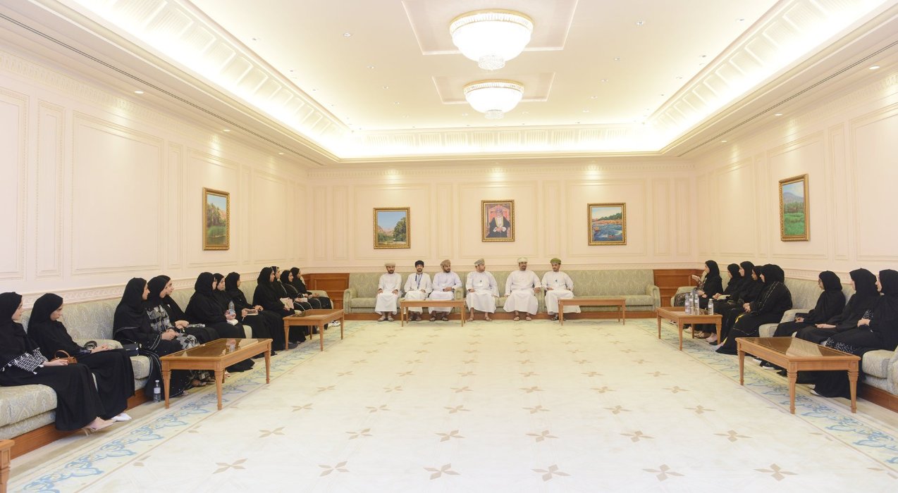 Mazoon college students visit State  Council  to learn about its  functions 