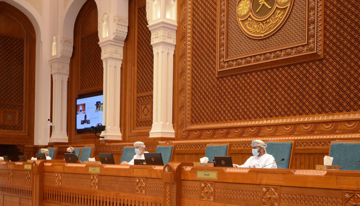 State Council Chairman, Al  Khalili highly values  the Royal confidence in the Council 