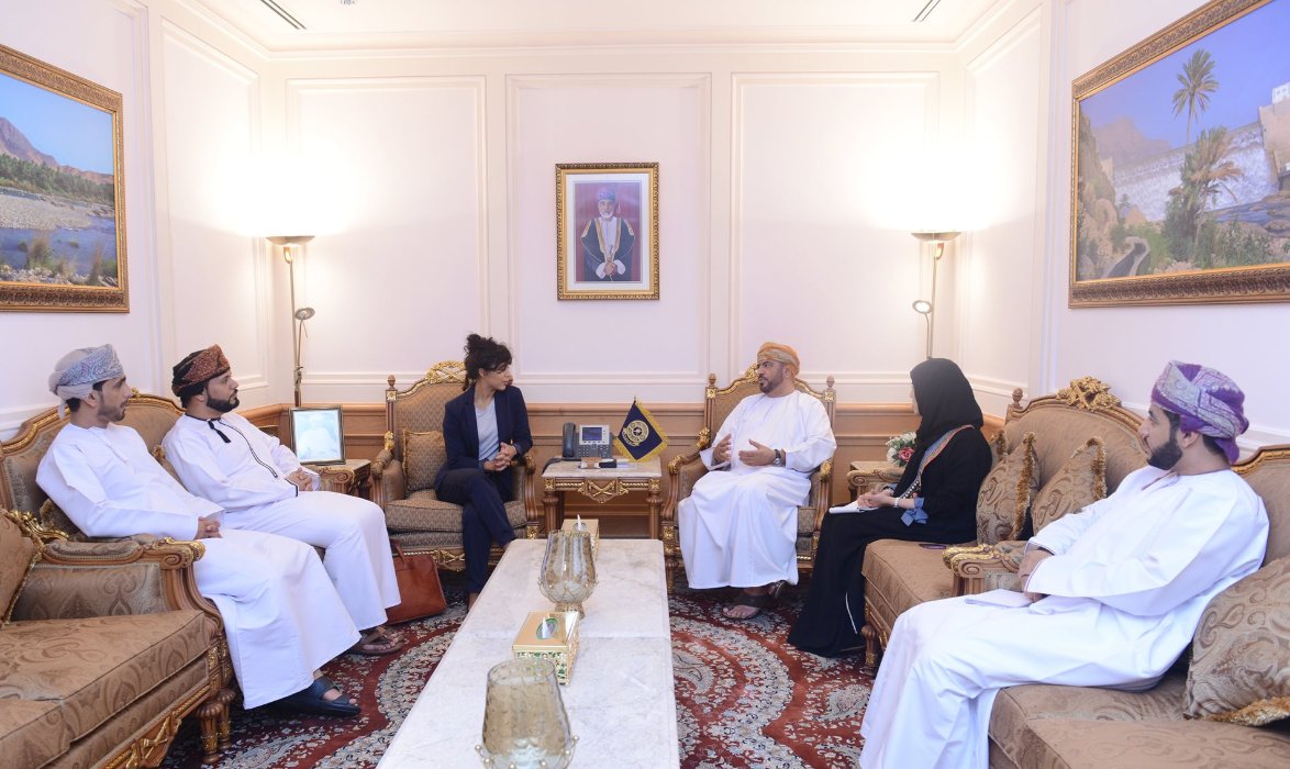 الأمين العام لمجلس الدولة يستعرض مع قاضي بالمحكمة العليا في فرنسا آليات مناقشة مشروعات القوانين   