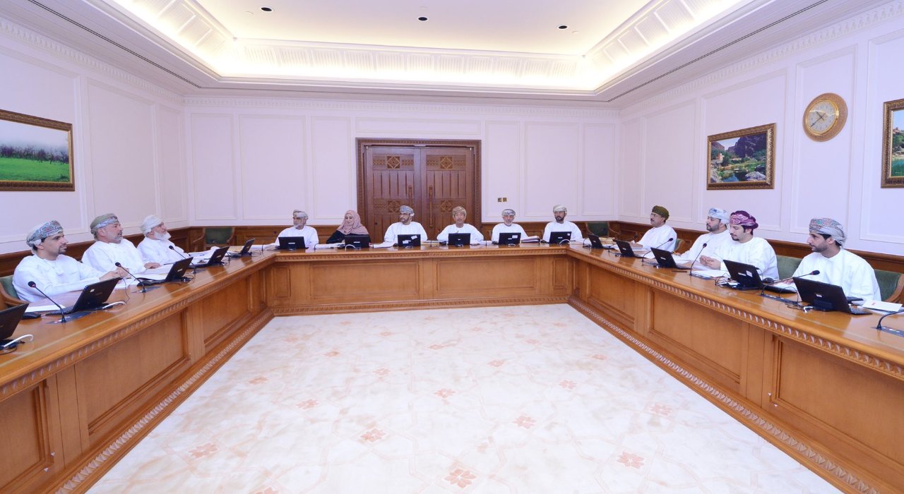 Legal Com. discusses report of Economic Com. on the draft law to combat hidden trade
